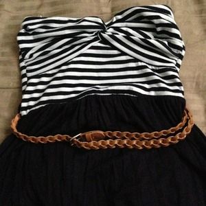 🚫TRADED🚫Bebe blue and white maxi dress with belt