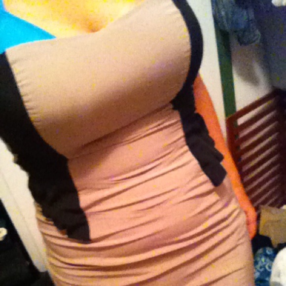 {Trade available} Forever 21 dress - Picture 3 of 4