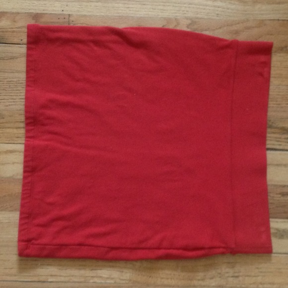 SOLD Forever 21 Tomato Bodycon Skirt - Picture 2 of 2