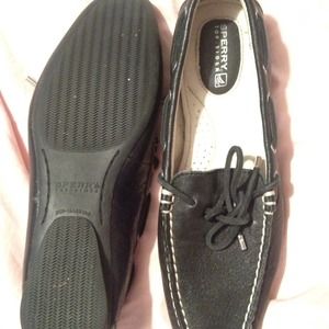 Sperry topsiders