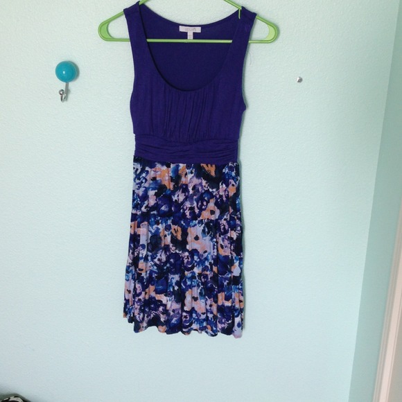 Sold 🌻 Pretty Blue Sundress