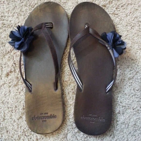 Abercrombie flip flops
