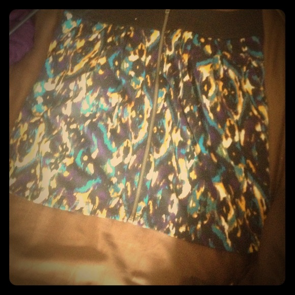 High waisted skirt