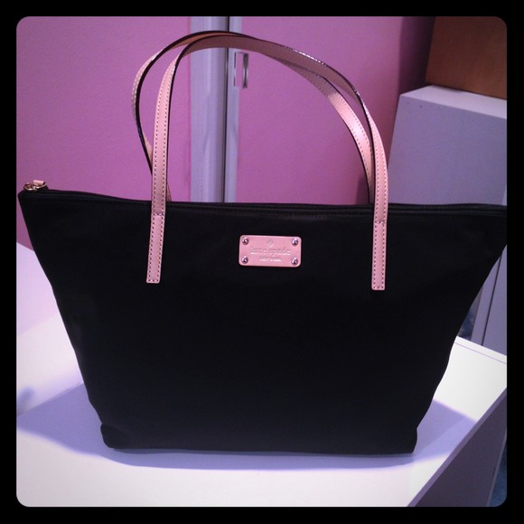 kate spade Handbags - Authentic katespade nylon tote