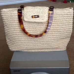 Casual Corner straw handbag