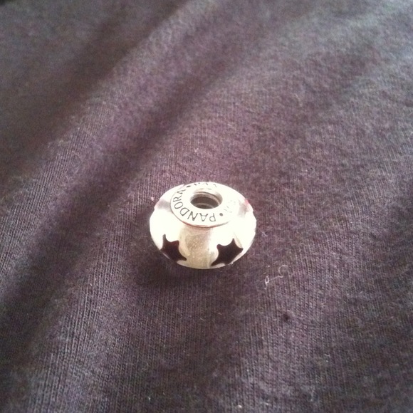 AUTHENTIC PANDORA GLASS CHARM!