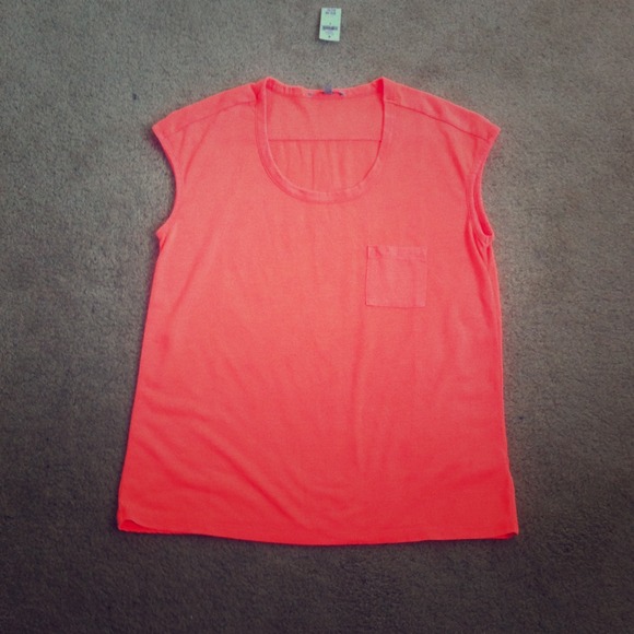 Bright Orange Top - Picture 1 of 3