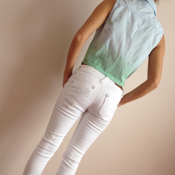 SOLD in Bundle- Dip-Dyed Ombré Sleeveless Top - Picture 3 of 3