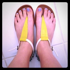 Simply Vera Vera Wang Sandals