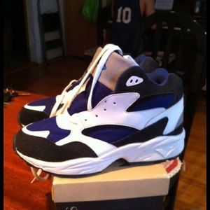 ! Price Drop ! Brand New Men's Sneakers