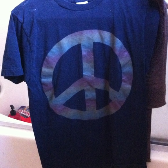 Regular Black Peace Sign T-Shirt