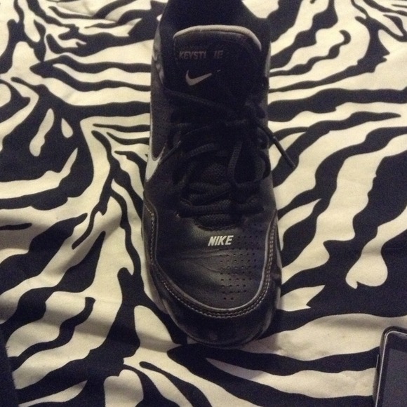 Baseball shoes - Picture 2 of 4