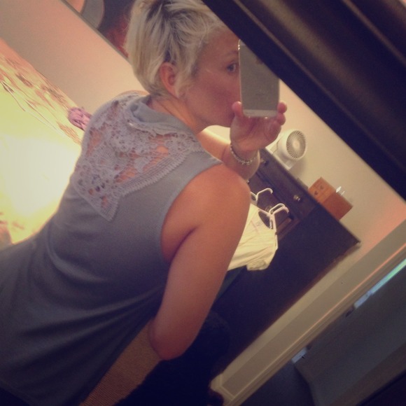 Reduced!!! Crocheted Back Open Front Grey Vest - Picture 1 of 2