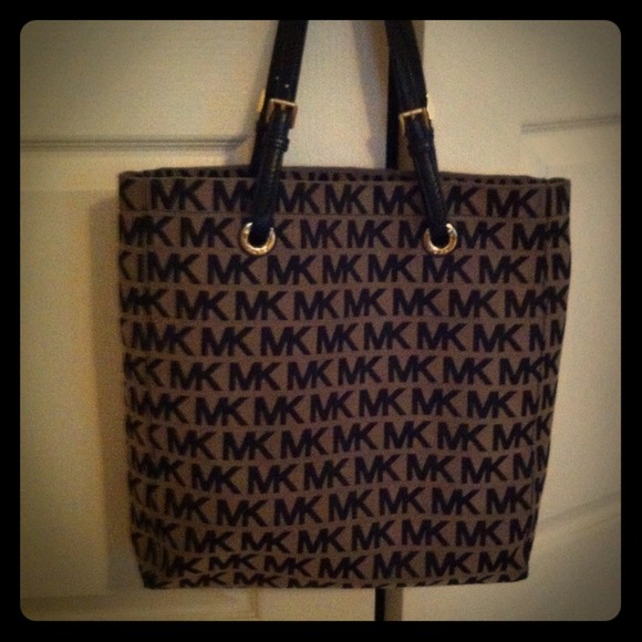 TRADED!!!💗💗💗