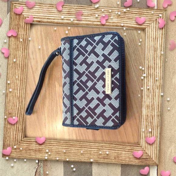 Wallet / Phone case