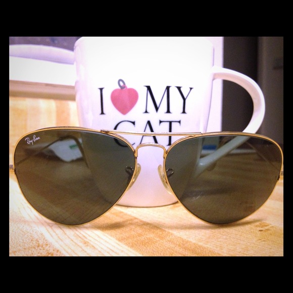 Vintage Ray-Ban Aviators - Picture 1 of 4