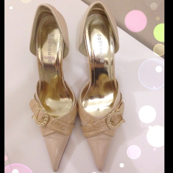 Cream color dollhouse shoes 🎀RESERVED FOR @ZSOY🎀