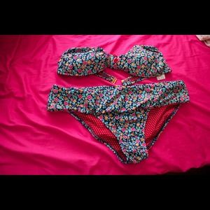 Jessica Simpson bathing suit