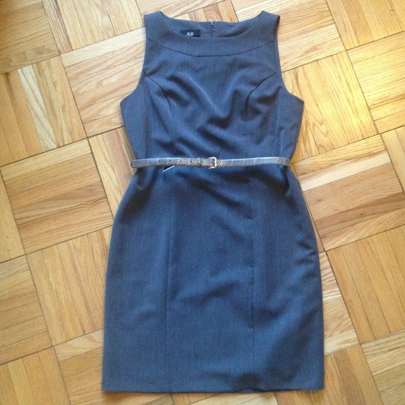 Reduced! Ann Taylor brown multi-colored belt