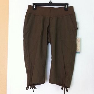 ➡SOLD⬅Brand New Motherhood Maternity pants
