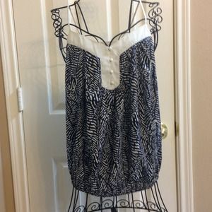 TRADED WITH ARISTEL ~~~ Forever 21 Top