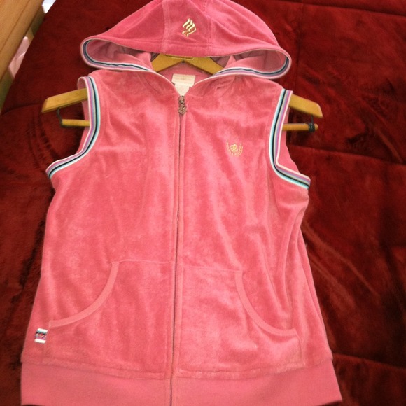 Rocawear velour vest