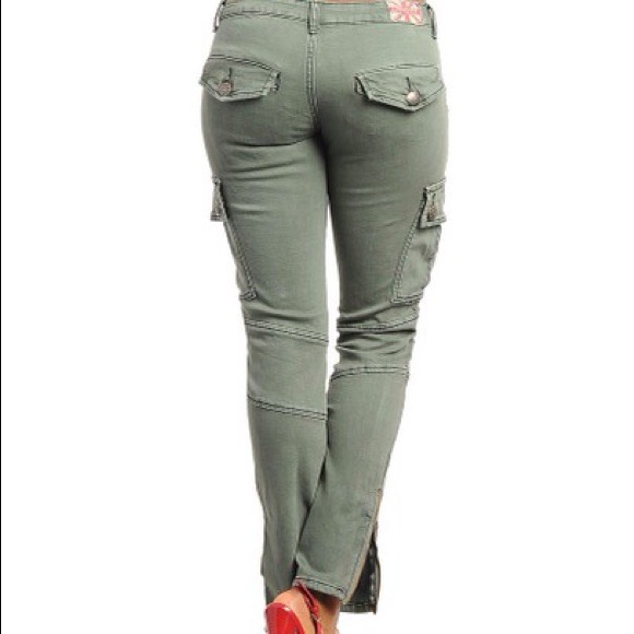 Olive cargo style pants - Picture 2 of 2