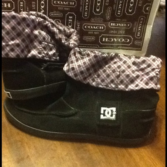 DC shoes ❌🚫SOLD