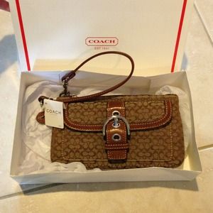 Brand new coach wristlet