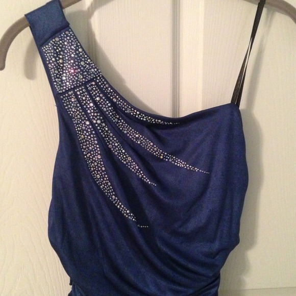 Cocktail dress - Picture 2 of 4