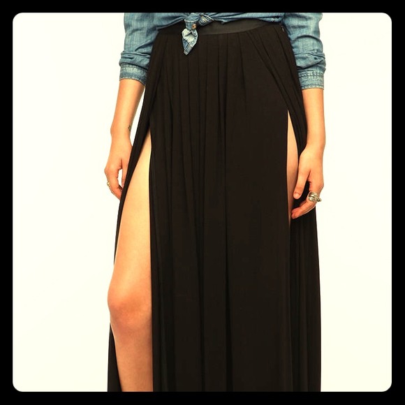 Urban Outfitters Dresses & Skirts - Urban Outfitters Ecote Double Slit Maxi Skirt