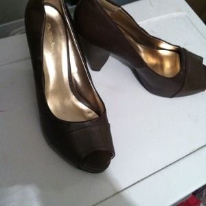 Charlotte Russe chocolate peep toe heels