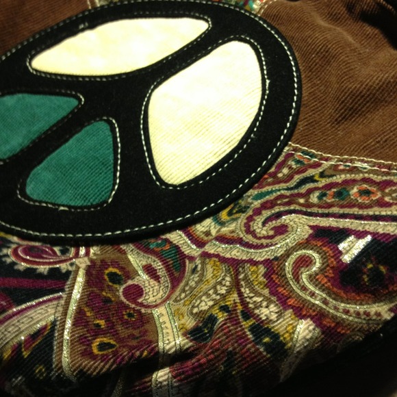 ''TRADED'' - Picture 2 of 3