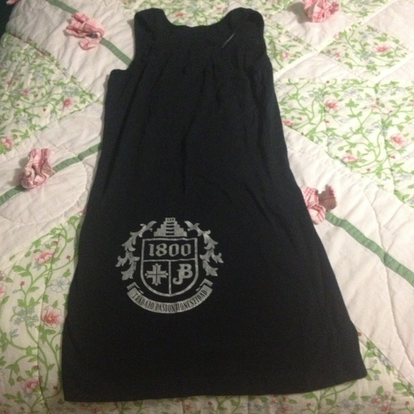 1800 Tequila tank BNWOT - Picture 4 of 4