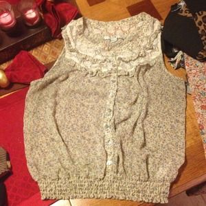 Blouse floral button up