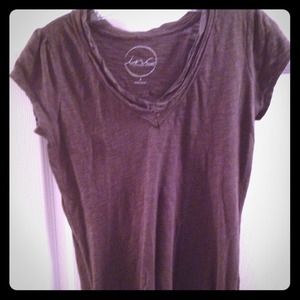 Soft and stylish brown tee w/tulle trim!