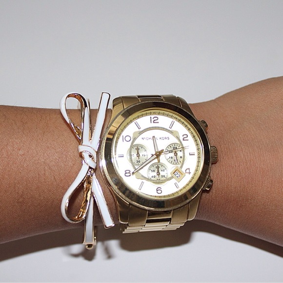 Enamel Bow Bangle - Picture 2 of 4