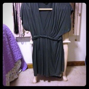 Empire waste charcoal gray top