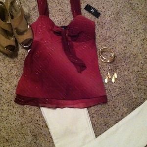 Burgundy/Gold accented top