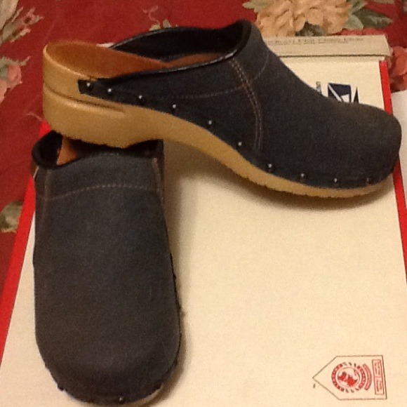 Dansko clogs - denim! Size 41
