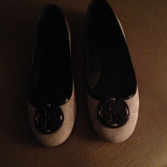 **TRADE back**Authentic Tory burch flats