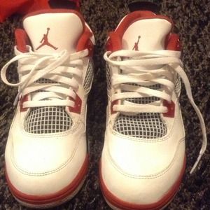 red Jordan's barely worn