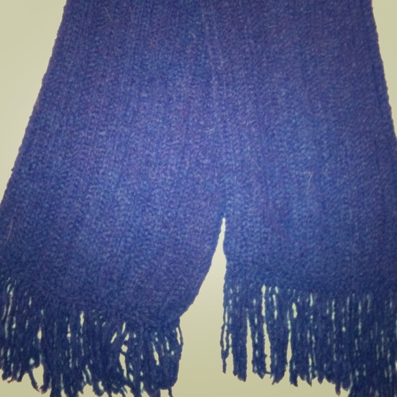 Super soft navy scarf