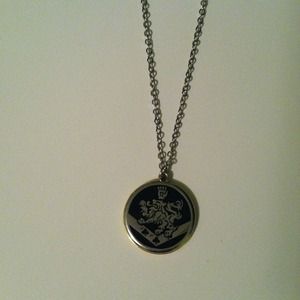 NWOT tribal necklace