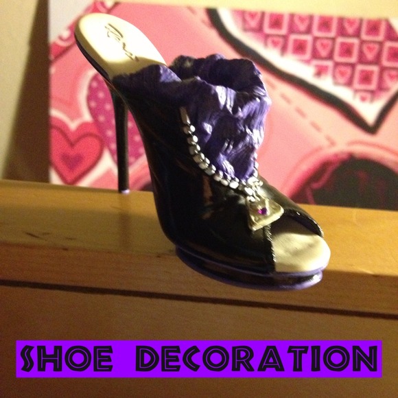 Little shoe decor