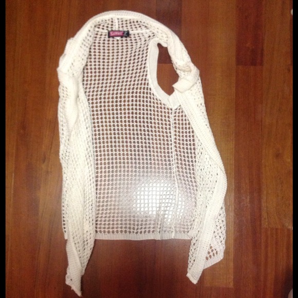 White knit sweater