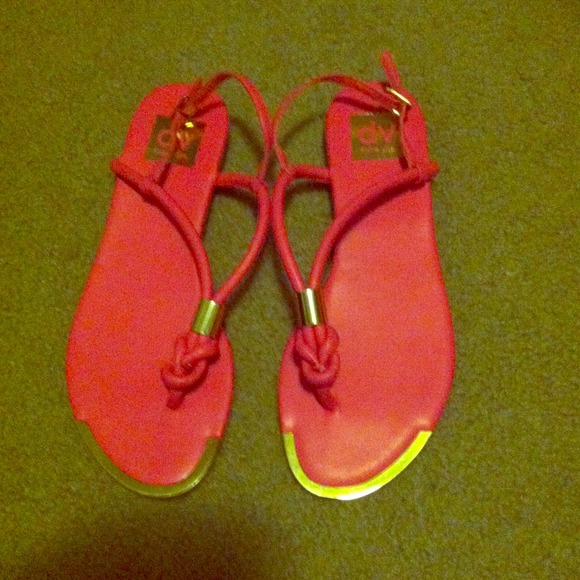 Dolce vita sandals