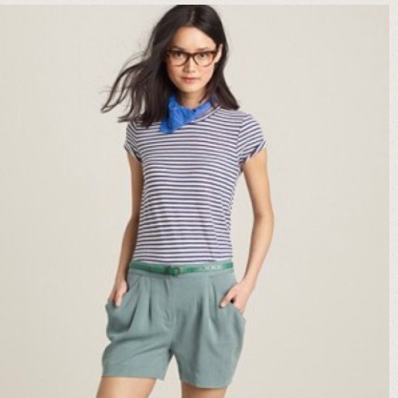 ⛔️SOLD⛔️J Crew Saunter Draped Pocket Shorts, sz 2 - Picture 3 of 4