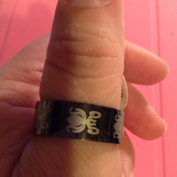 STAINLESS STEEL RING