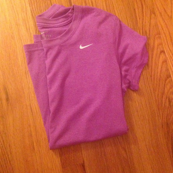 ❌❌SOLD❌❌ NIKE DRI FIT TOP